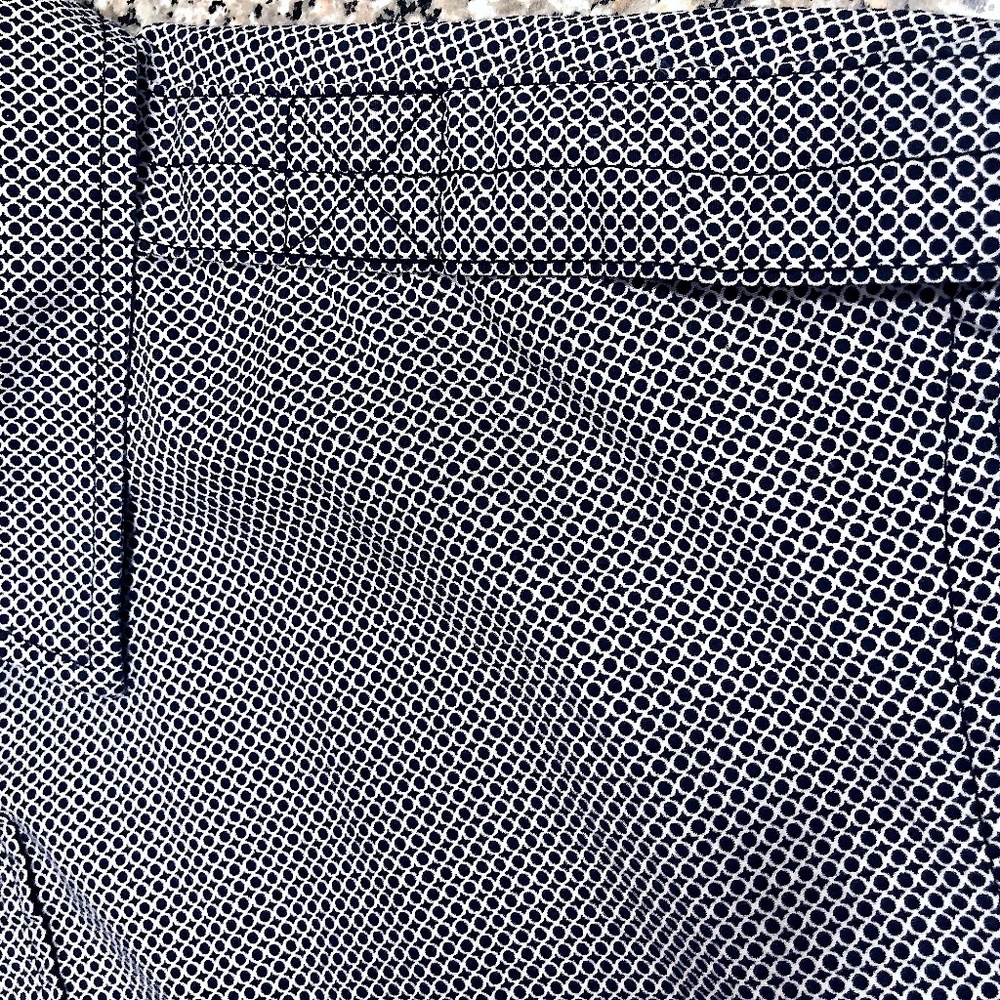 H&M Sexy Fitted Short Sleeve Blue & White Pattern Shirt With Shoulder Epaulettes - Picture 13 of 14